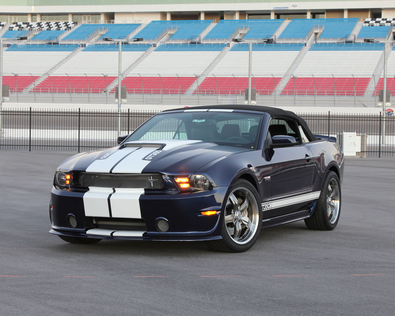 2012 Ford mustang shelby gt350 convertible #5