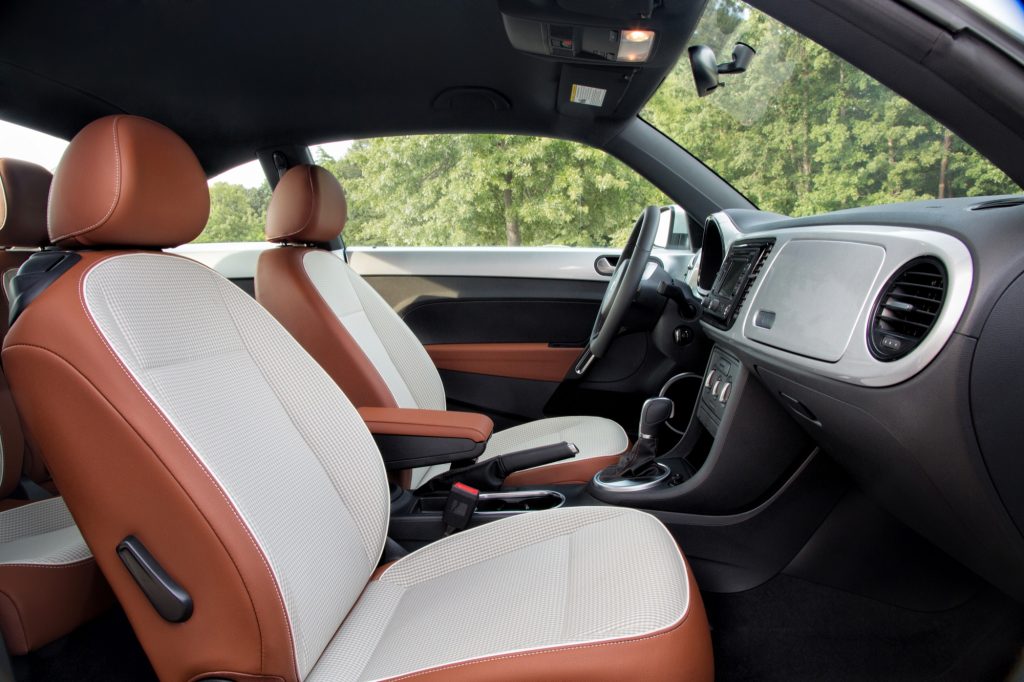 2015 Volkswagen Beetle Classic Interior 01