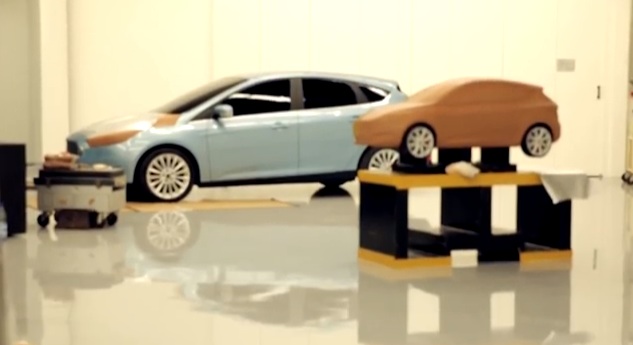 Kalker models a Ford Focus from clay